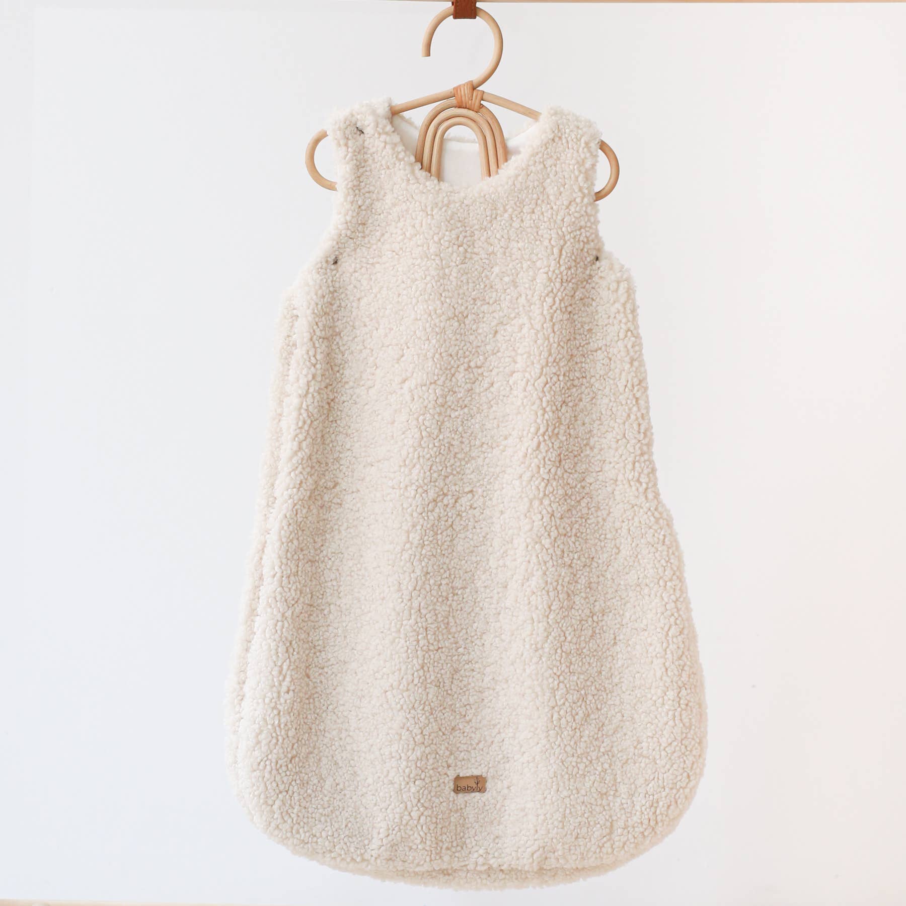Teddy Babyslaapzak 1.5 TOG - Taupe en Wit Handgemaakt