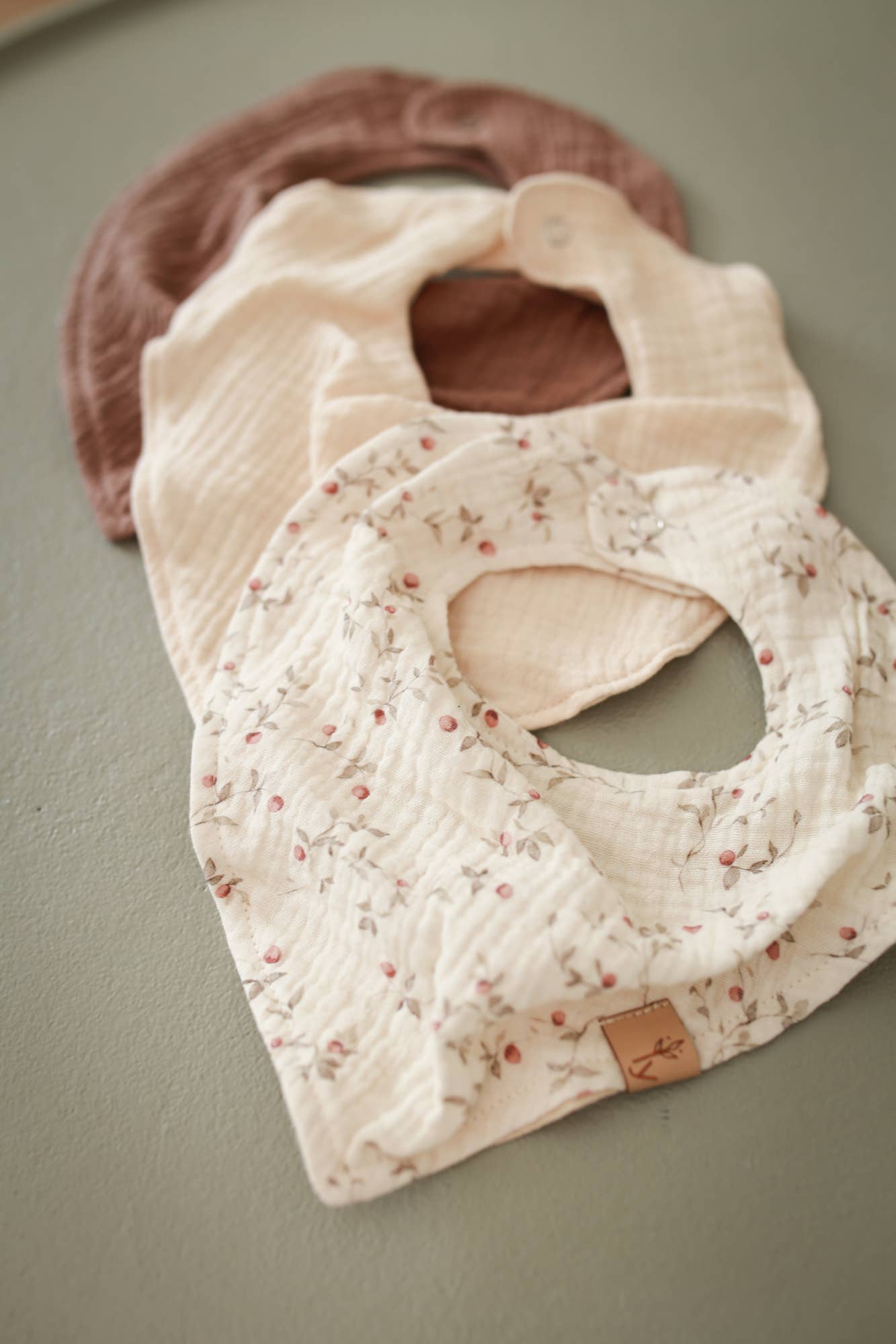 Mousseline Slabbetjes Set 3 Stuks - Verstelbare Baby Bandana Sjaals Beige