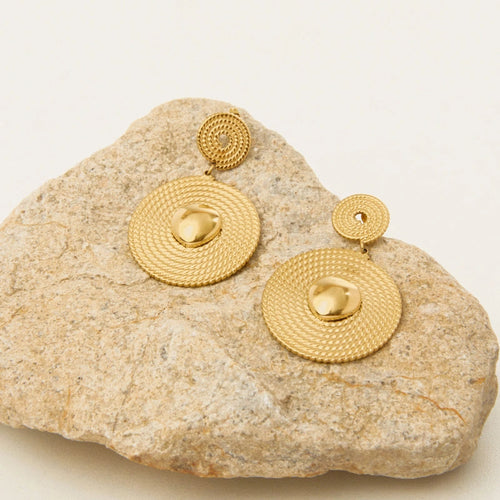 Anaëlle Goudkleurige Statement Oorbellen By Maysa