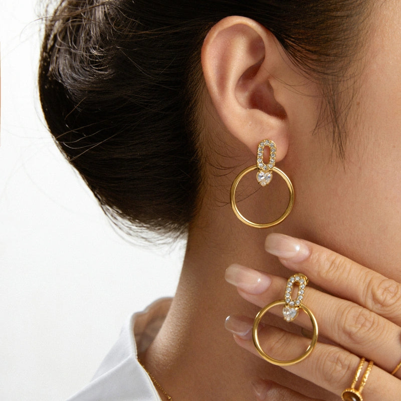 Evelyn Goudkleurige Oorbellen By Maysa