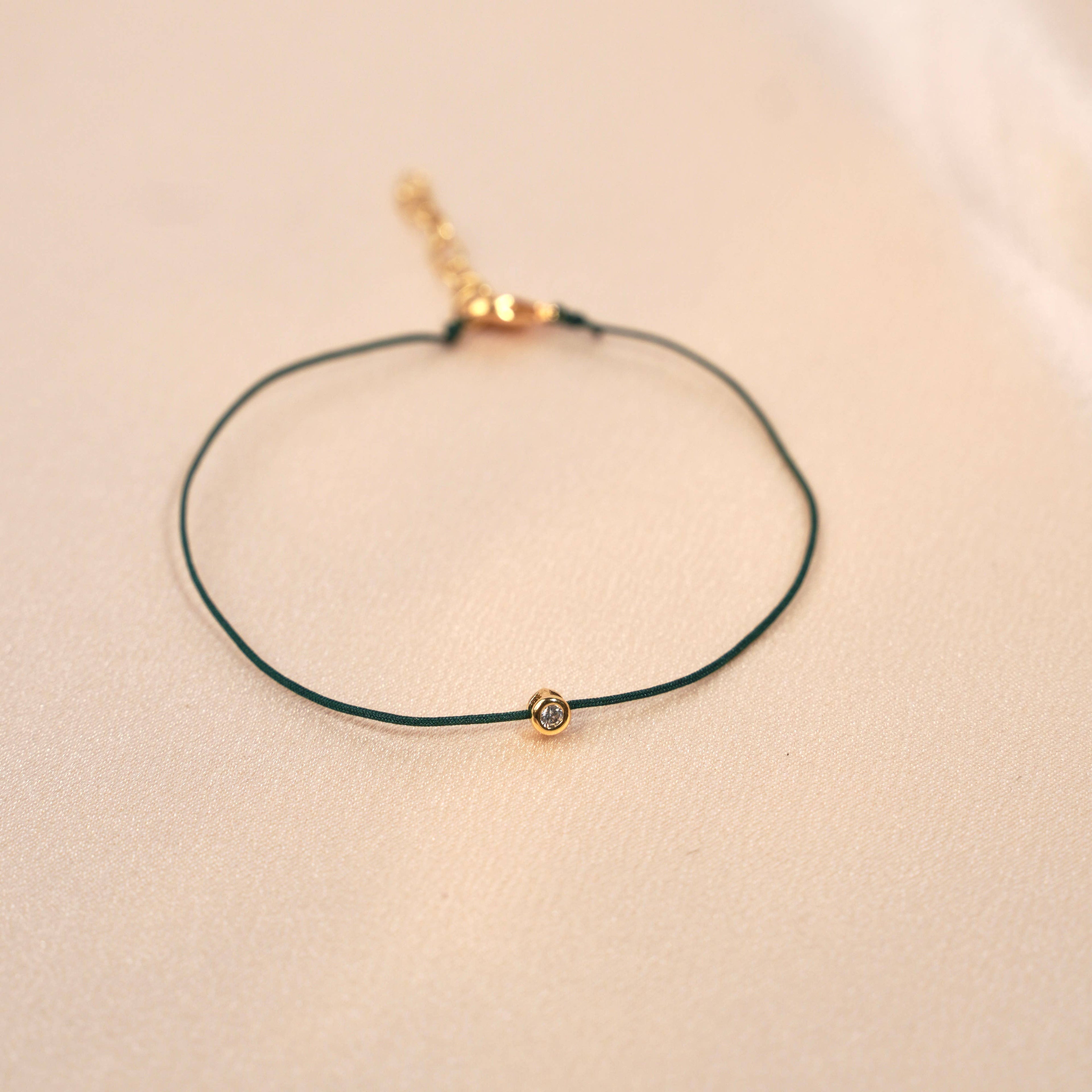 Armband Lucienne – Vergulde Damesarmband met Glanzende Zirkonia By Maysa